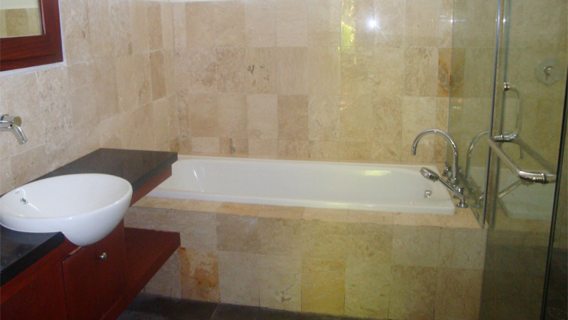 Honeymoon Penthouse Jacuzzi